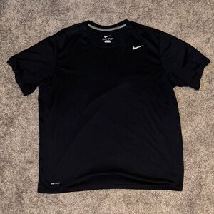 Nike Men's Black Short Sleeve Tee
